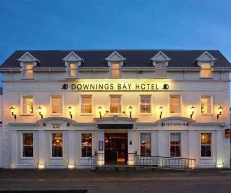 Downings Bay Hotel Экстерьер фото