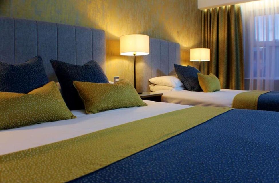 Downings Bay Hotel Экстерьер фото