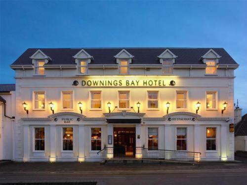 Downings Bay Hotel Экстерьер фото