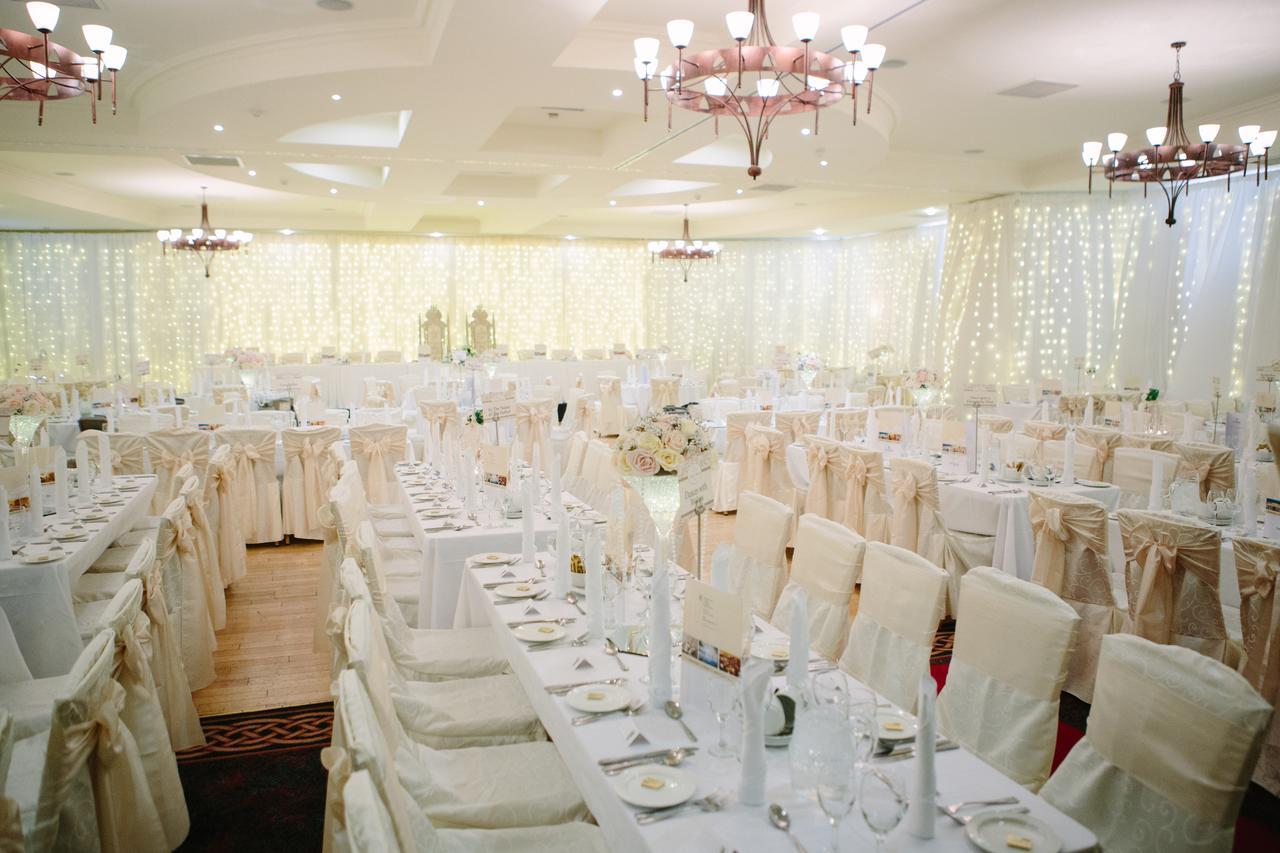 Downings Bay Hotel Экстерьер фото